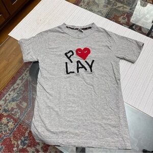Comme des Garcons PLAY Gray Kids Shirt with Red Heart and Black Letters, size L